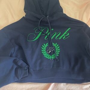 Cropped hoodie